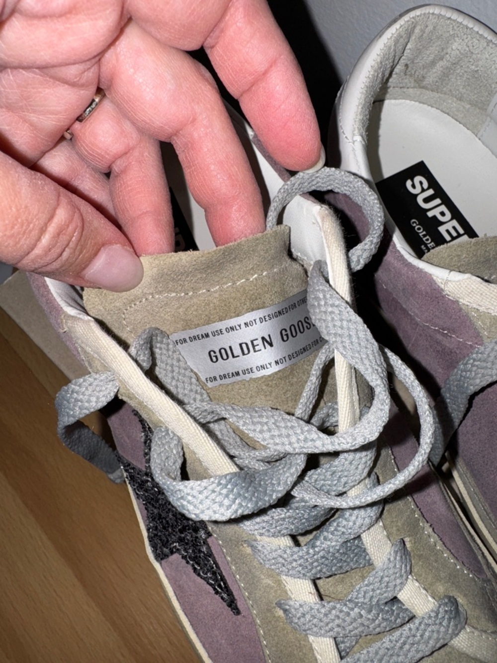 Golden Goose - Picture 5 of 9